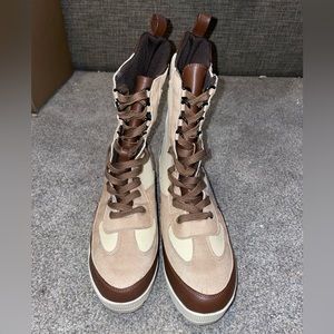 Fashion nova boots